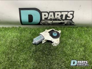 Запчасть мотор стеклоподъемника передний правый Audi A4