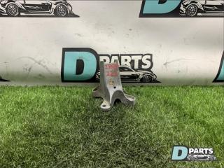 Запчасть кронштейн двигателя Land Rover Range Rover Sport