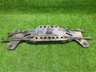 Балка подвески задняя Toyota Camry