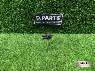 Запчасть клапан вакуумный Audi S8