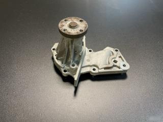 Запчасть помпа Ford Focus 2