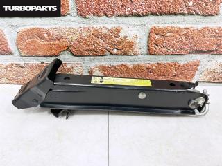 Поддомкратник (домкрат) Tiguan 5N1 CAW