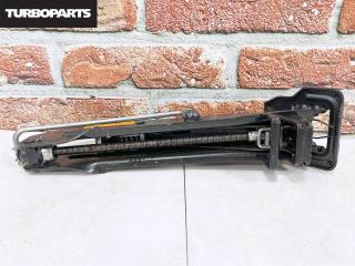 Поддомкратник (домкрат) Tiguan 5N1 CAW