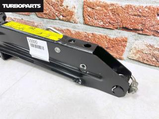 Поддомкратник (домкрат) Volkswagen Tiguan 5N1 CAW