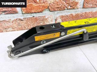 Поддомкратник (домкрат) Tiguan 5N1 CAW