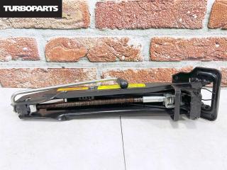 Поддомкратник (домкрат) Tiguan 5N1 CAW