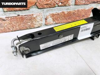 Поддомкратник (домкрат) Tiguan 5N1 CAW