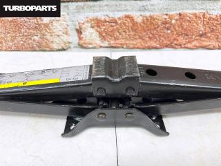 Поддомкратник (домкрат) Octavia 5G1 CJZB