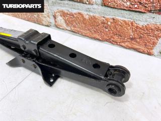 Поддомкратник (домкрат) Octavia 5G1 CJZB