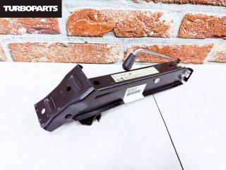 Поддомкратник (домкрат) Tiguan 5N1 CAW