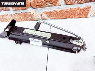 Поддомкратник (домкрат) Tiguan 5N1 CAW