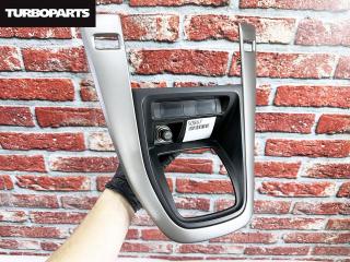 Запчасть консоль кпп TOYOTA Harrier