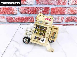 Запчасть блок предохранителей TOYOTA Harrier