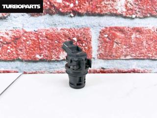 Фото запчасти моторчик бачка омывателя TOYOTA Land Cruiser Prado контрактная запчасть Запчасть моторчик бачка омывателя TOYOTA Land Cruiser Prado