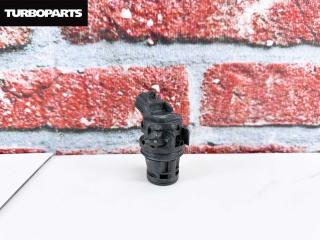 Фото запчасти моторчик бачка омывателя TOYOTA Land Cruiser Prado контрактная запчасть Запчасть моторчик бачка омывателя TOYOTA Land Cruiser Prado