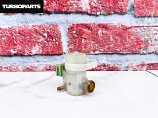 Фото запчасти моторчик бачка омывателя SUZUKI SX4 контрактная запчасть Запчасть моторчик бачка омывателя SUZUKI SX4