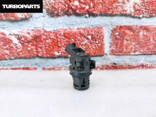 Фото запчасти моторчик бачка омывателя TOYOTA Land Cruiser Prado контрактная запчасть Запчасть моторчик бачка омывателя TOYOTA Land Cruiser Prado