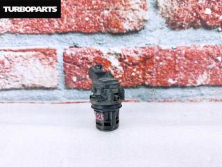 Запчасть моторчик бачка омывателя TOYOTA Corolla Fielder