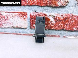 Запчасть датчик расхода воздуха NISSAN Fuga