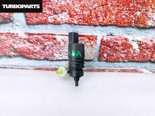 Фото запчасти моторчик бачка омывателя MITSUBISHI Outlander контрактная запчасть Запчасть моторчик бачка омывателя MITSUBISHI Outlander