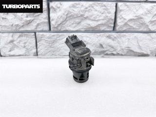 Запчасть моторчик бачка омывателя TOYOTA Corolla Fielder