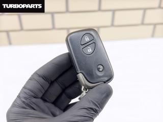Фото запчасти смарт ключ LEXUS GS300 контрактная запчасть Запчасть смарт ключ LEXUS GS300