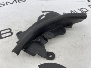 Уплотнитель капота левый BMW 5-series