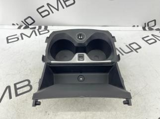 Подстаканник передний BMW 1 - series 2021