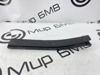 Уплотнитель капота задний левый BMW X5