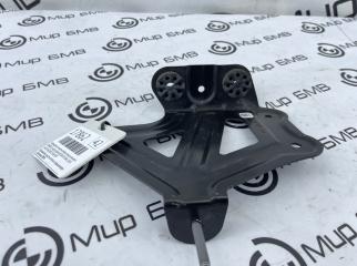 Кронштейн конденсатора кондиционера BMW X3 xDrive20d 2018