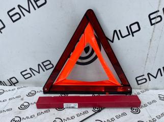 Знак аварийной остановки BMW X7 xDrive40i LCI 2023