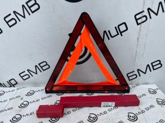 Знак аварийной остановки BMW X7 xDrive40i LCI 2023