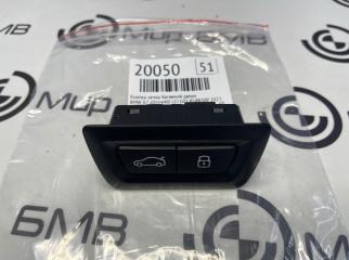Кнопка замка багажной двери BMW X7 xDrive40i LCI 2023
