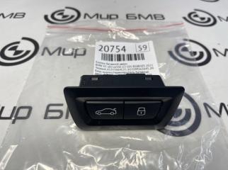 Кнопка багажной двери BMW X5 xDrive50e LCI 2023