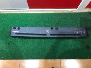 Фото запчасти планка под лобовое стекло MITSUBISHI CANTER контрактная запчасть Запчасть планка под лобовое стекло MITSUBISHI CANTER