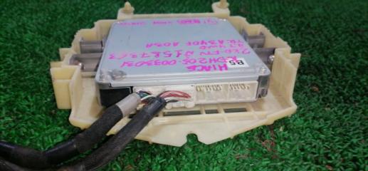 Блок efi TOYOTA HIACE KDH205 2KD-FTV 89661-26B90 3 ракурс