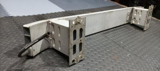 Жесткость бампера передний LS600H UVF45 Жесткость бампера передний LS600H UVF45