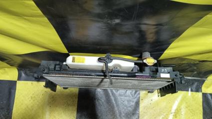 Радиатор TOYOTA NOAH ZRR85 3ZR-FAE 16400-37280 16711-37120 2 ракурс Радиатор TOYOTA NOAH ZRR85 3ZR-FAE 16400-37280 16711-37120 2 ракурс