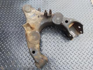 Рычаг нижний передний правый TOYOTA LAND CRUISER CYGNUS 1999