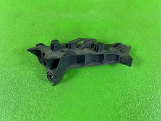 Крепление бампера заднее правое TOYOTA HARRIER 2014