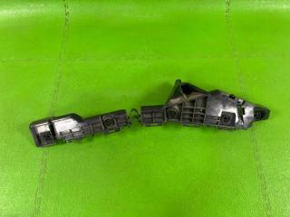 Крепление бампера заднее правое TOYOTA NOAH 2014