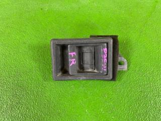 Фото запчасти ручка двери внутренняя передняя правая MITSUBISHI DELICA 1995 контрактная запчасть Запчасть ручка двери внутренняя передняя правая MITSUBISHI DELICA 1995