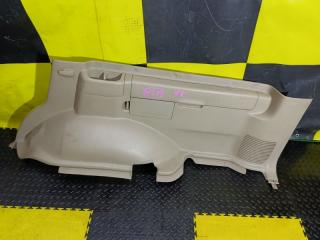 Обшивка багажника задняя правая TOYOTA LAND CRUISER CYGNUS 1999