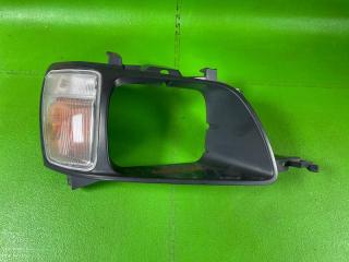 Габарит передний правый TOYOTA NOAH 1999