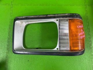 Габарит передний правый MAZDA BONGO 1996