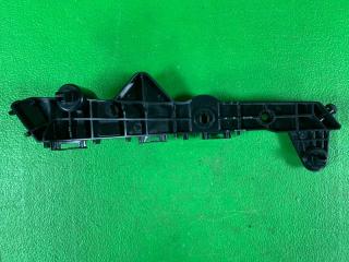 Крепление бампера переднее левое NX200 2017 ZGZ15 3ZRFAE