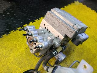 Главный тормозной цилиндр LEXUS NX300H AYZ15 2AR-FXE 47050-78070, 47210-78070 2 ракурс