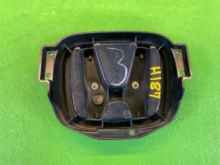 Эмблема передняя HONDA SHUTTLE GK8 L15B 71126-TD4-J3-M1 2 ракурс