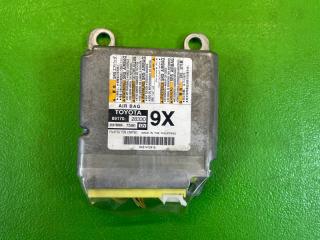 Блок управления airbag TOYOTA NOAH ZRR80 3ZR-FAE 89170- 28330 1 ракурс