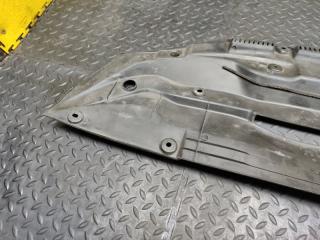 Кожух замка капота LEXUS IS250 GSE25 4GR-FSE 53295-53010 3 ракурс